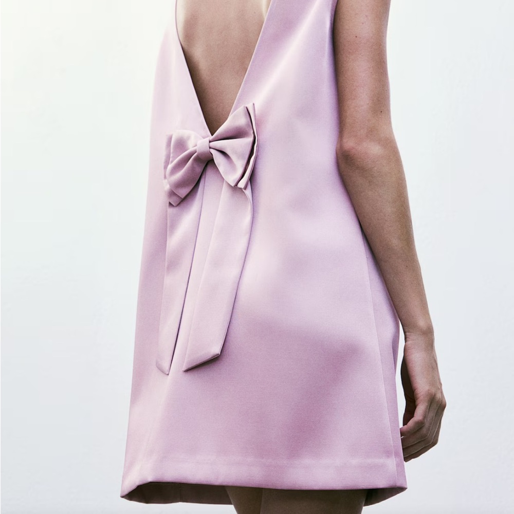 H&M Light Pink Bow Back Dress